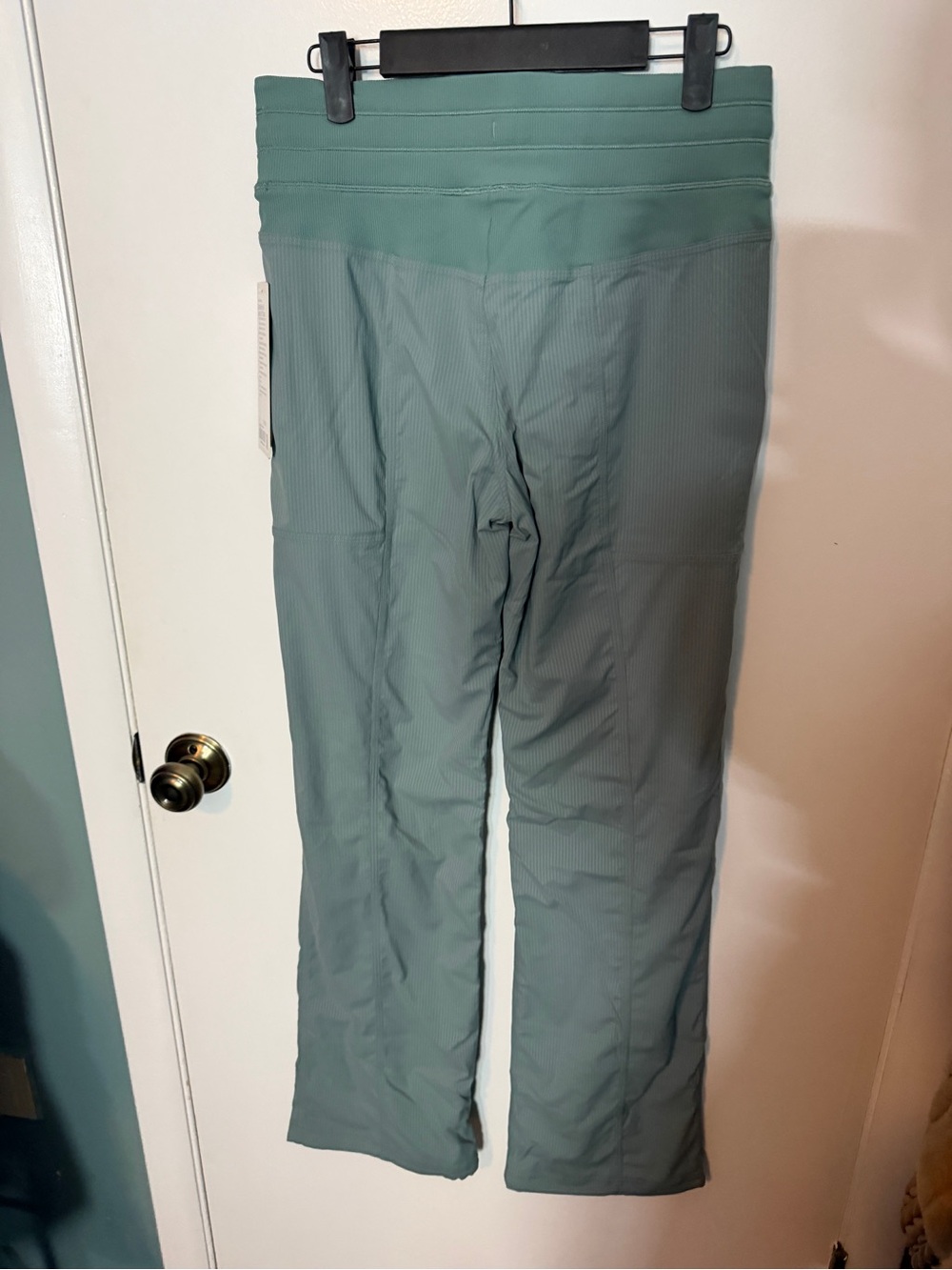 NWT Lululemon Dance Studio Mid-Rise
Lined Pant Regular Crater Blue - Picture 6 of 6